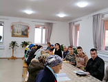 На приходе храма Святой Троицы хутора Волченский продолжаются занятия библейской группы