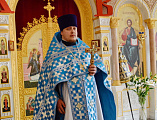 В престольный праздник Преосвященнейший епископ Симон возглавил Божественную литургию в храме Державной иконы Божией Матери города Донецка