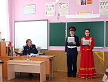 Городское казачье общество г. Гуково совместно с членами казачьей детско-молодежной организации «Донцы» МБОУ казачьей СШ № 22 приняли Совет атаманов окружного казачьего общества Донецкого округа