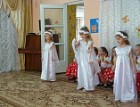 Юные артисты воскресной школы Пантелеимоновского храма пос. Майский выступили в детском саду № 22 пос. Верхнегрушевский