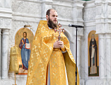 В день памяти святой равноапостольной княгини Ольги Преосвященнейший епископ Симон совершил Божественную литургию в Покровском кафедральном соборе города Шахты