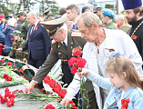 Благочинный Александровск-Грушевского округа принял участие в общегородском митинге в честь Дня Победы