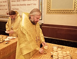 В одиннадцатую годовщину интронизации Святейшего Патриарха Кирилла Преосвященнейший епископ Симон сослужил Предстоятелю Русской Церкви в Храме Христа Спасителя