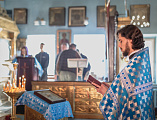 В праздник Благовещения Пресвятой Богородицы Преосвященнейший епископ Симон совершил Литургию в Покровском храме города Шахты
