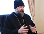 Епископ Симон встретился с православным богословом и общественным деятелем Александром Леонидовичем Дворкиным, прибывшим с просветительской программой в Шахтинскую епархию