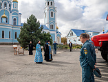 Епископ Шахтинский и Миллеровский Симон освятил пожарно-спасательную технику в день празднования иконы Божией Матери «Неопалимая Купина»