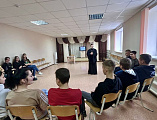 Встреча священника со студентами прошла в станице Каргинской