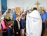 Священник благословил детей на новый учебный год в селе Маньково-Калитвенское   