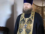 В среду первой седмицы Великого поста епископ Шахтинский и Миллеровский Симон совершил великое повечерие с чтением покаянного канона преподобного Андрея Критского в храме Донской иконы Божией Матери г. Новошахтинска