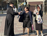 В Покровском кафедральном соборе прошла миссионерская акция, посвященная празднику Покрова Пресвятой Богородицы