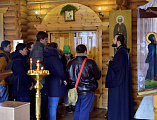 В храме Всех святых, в земле Русской просиявших, г. Каменск-Шахтинский в рамках мероприятий «Сретенские встречи» протоиерей Виталий Крейдич провел беседу с учащимися 10 классов коррекционной школы № 15