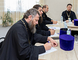 Епархиальный совет состоялся в духовно-просветительском центре при Покровском кафедральном соборе города Шахты