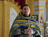 В престольный день Преосвященнейший епископ Симон совершил Божественную литургию в храме Державной иконы Божией Матери города Донецка