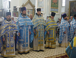В день памяти явления иконы Пресвятой Богородицы во граде Казани Преосвященнейший епископ Симон возглавил Божественную литургию в храме Донецкого Успенского архиерейского подворья ст. Гундоровской