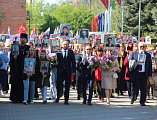 Протоиерей Роман Амплеев принял участие в праздничном шествии и митинге, посвященном Победе в Великой Отечественной войне