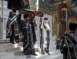 Вечерня Великой Пятницы с чином выноса Плащаницы