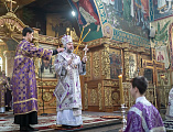 В Неделю Торжества Православия Преосвященнейший епископ Симон совершил Литургию в Покровском кафедральном соборе города Шахты