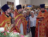 В храме великомученика и целителя Пантелеимона пос. Майский соборным богослужением отметили храмовое торжество