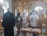  В храме Донской иконы Богородицы г. Новошахтинска прошло торжественное вручение свидетельств выпускникам школы православных добровольцев «Дельфин»