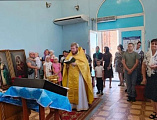 В храме хутора Ажинов совершили молебен перед началом учебного года