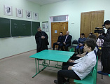По инициативе преподавателя и по совместительству директора воскресной школы храма Александра Невского г. Красный Сулин Н. А. Худяковой в средней общеобразовательной школе № 12 состоялся открытый урок на тему актуальности многодетных семей в России