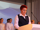 Протоиерей Роман Амплеев поприветствовал молодых парламентариев Новошахтинска