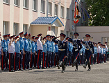 В Шахтинском Я.П. Бакланова казачьем кадетском корпусе прозвенел последний звонок, выпускников напутствовал иерей Евгений Поцелуев