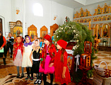 В Державном храме г. Донецка прошли Рождественские елки для школьников и дошкольников из неполных, многодетных семей, детей-сирот и детей с ограниченными возможностями
