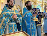 В Троицком храме г. Каменск-Шахтинский прошла Божественная литургия в память о строителе и первом настоятеле Свято-Троицкого храма священнослужителе Иоанне