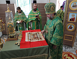 Преосвященнейший епископ Симон совершил Божественную литургию в храме посвященному святому благоверному князю Александру Невскому г. Шахты