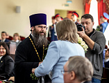 Иерей Александр Теличкин поздравил избранную главу города Шахты Людмилу Овчиеву с вступлением в должность