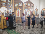 Преосвященнейший епископ Симон совершил Литургию Преждеосвященных Даров в храме святого благоверного князя Александра Невского города Шахты