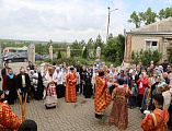 В день памяти святителя Николая Чудотворца епископ Симон совершил Литургию в Никольском храме хутора Гуково