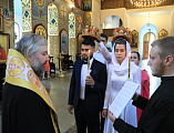 Епископ Шахтинский и Миллеровский Симон совершил таинство Венчания в Покровском кафедральном соборе г. Шахты