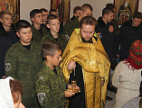 Воспитанники казачьего кадетского корпуса накануне праздника Покрова Пресвятой Богородицы приняли участие во всенощном бдении в храме цесаревича Алексия