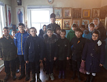 В храме Покрова Пресвятой Богородицы станицы Каргинской состоялась встреча иерея Александра Левчика с учениками 4-го класса Каргинской средней казачьей школы
