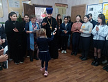 Священник принял участие в уроке по теме «Разговор о важном» в Усьманской школе Багаевского района