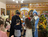 В Никольском храме слободы Кашары торжественно и тепло встретили праздник – Рождество Господа нашего Иисуса Христа