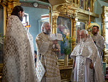В престольный праздник Преосвященнейший епископ Симон возглавил Божественную литургию в храме Вознесения Господня города Шахты