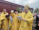 Епископ Симон совершил Божественную литургию в храме святых мучениц Веры, Надежды, Любови и матери их Софии в станице Багаевской и освящение монумента преподобного Серафима Саровского