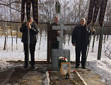 В Свято-Успенском храме архиерейского подворья г. Донецка было совершено заупокойное Богослужение