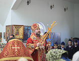 В престольный день Преосвященнейший епископ Симон совершил Божественную литургию в храме святого великомученика Георгия Победоносца пос. Новозарянский