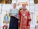 Праздник Светлого Христова Воскресения в Покровском кафедральном соборе города Шахты продолжился великой вечерней