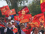 Возложение цветов к памятнику воинам, погибшим в годы Великой Отечественной войны
