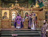В день памяти великомученика Феодора Тирона Преосвященнейший епископ Симон совершил Литургию в Покровском кафедральном соборе города Шахты