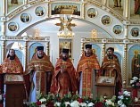 Соборным богослужением отметили престольный праздник в храме апостола и евангелиста Иоанна Богослова при Институте сферы обслуживания и предпринимательства (филиала) ДГТУ в городе Шахты