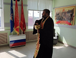 Освящение автошколы ДОСААФ в Красном Сулине: священник напутствовал будущих водителей