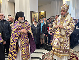 Епископ Шахтинский и Миллеровский Симон совершил Божественную Литургию в храме великомученика Пантелеимона города Миллерово