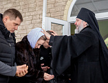 Епископ Симон с архипастырским визитом посетил приход в честь праведного Иоанна Кронштадтского города Шахты