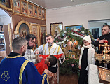 В Кашарах отметили Крещение Господне ночной Литургией и освящением источника